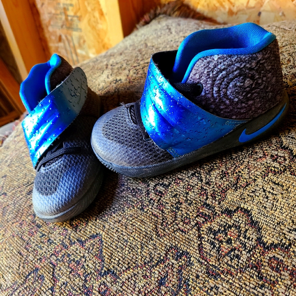 Toddle sneakers